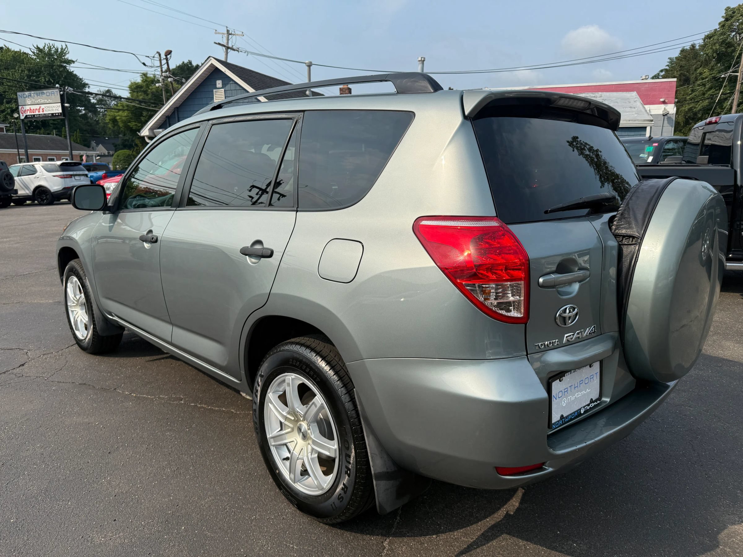 Used 2008 Toyota RAV4 4WD image 4