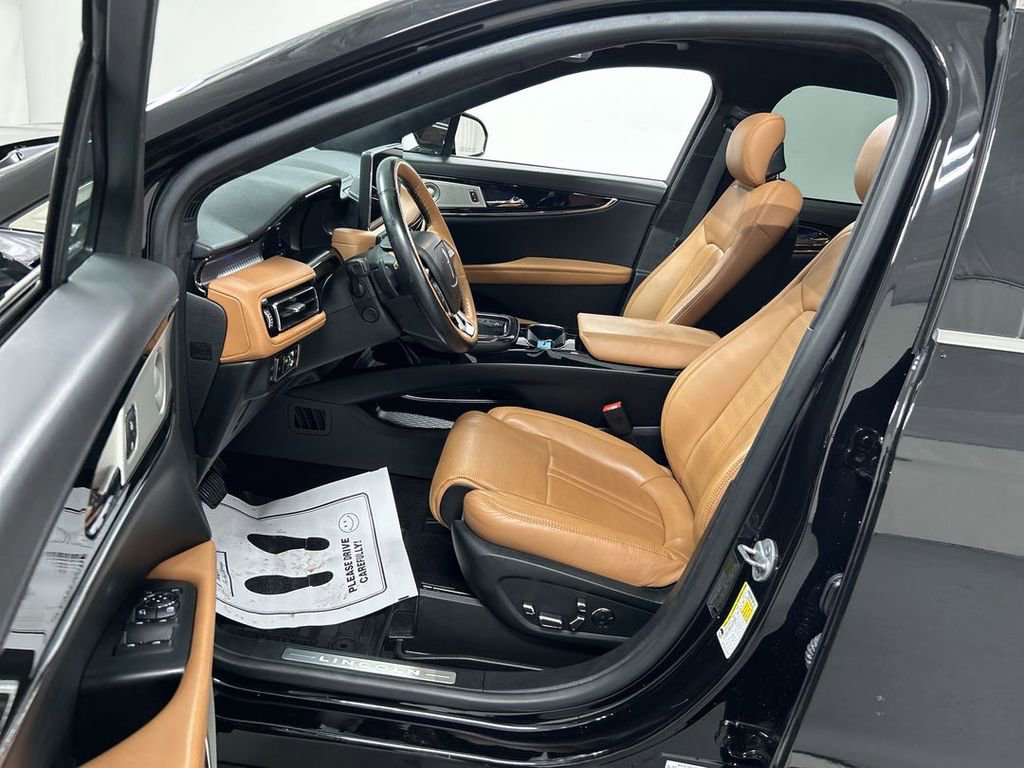 Used 2023 Lincoln Nautilus Black Label image 9