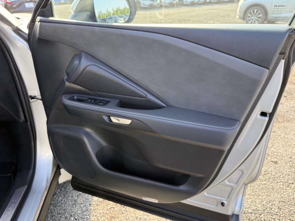 Used 2024 Lexus TX 350 AWD w/ Captains Chair Package image 18