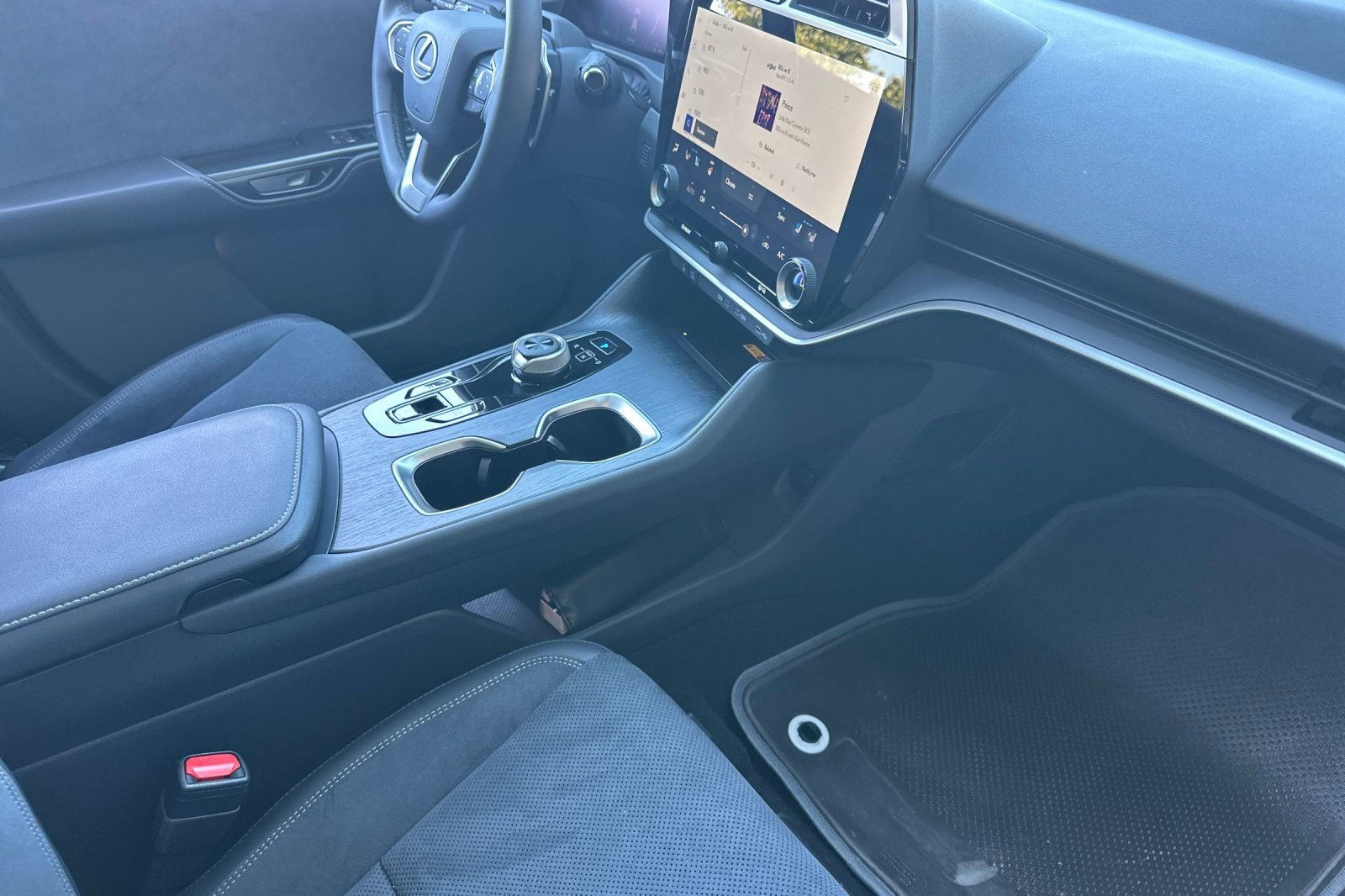 Certified 2025 Lexus RZ 300e w/ Accessory Package (Z1) FWD image 13