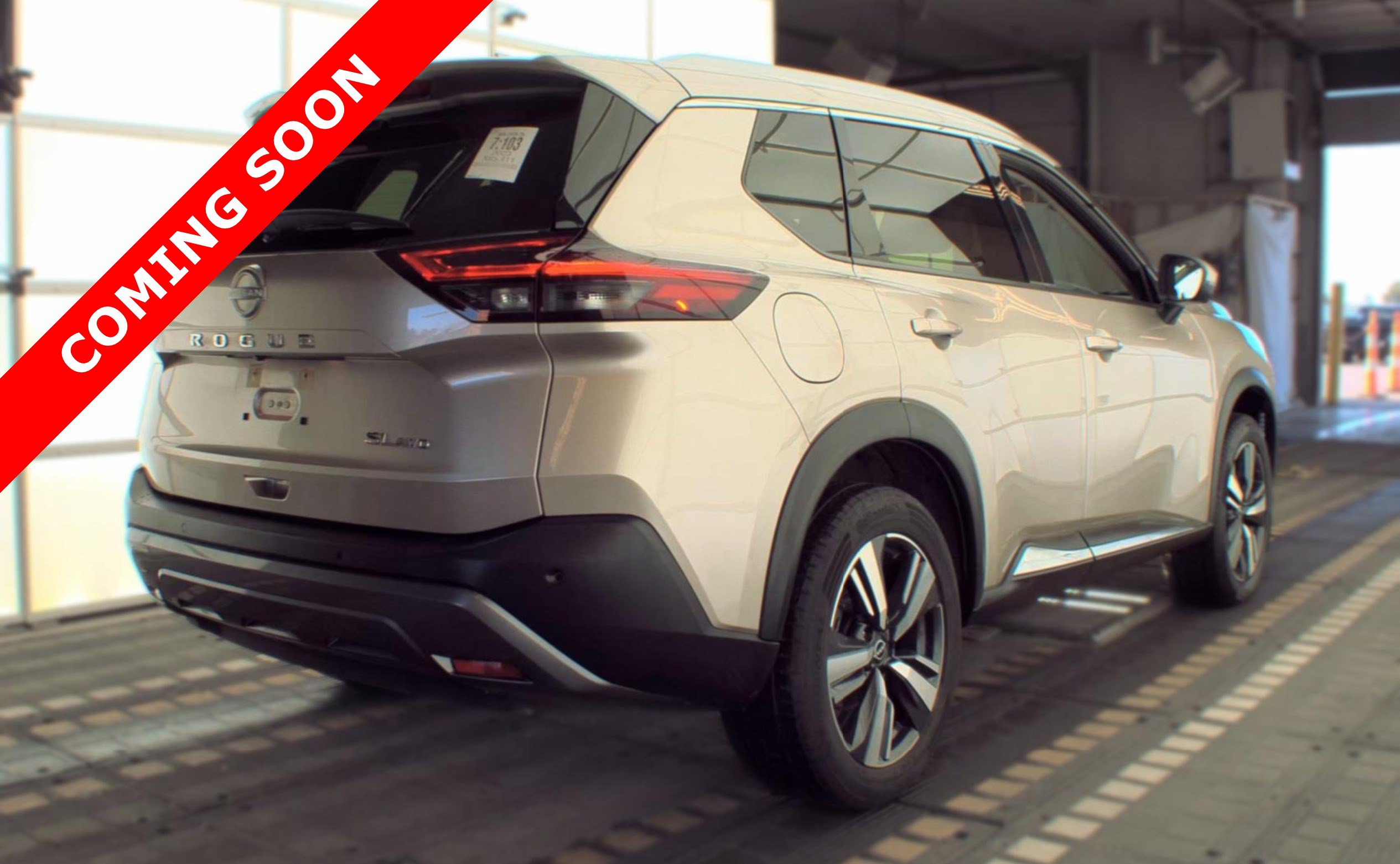 Used 2023 Nissan Rogue SL AWD/4WD image 4