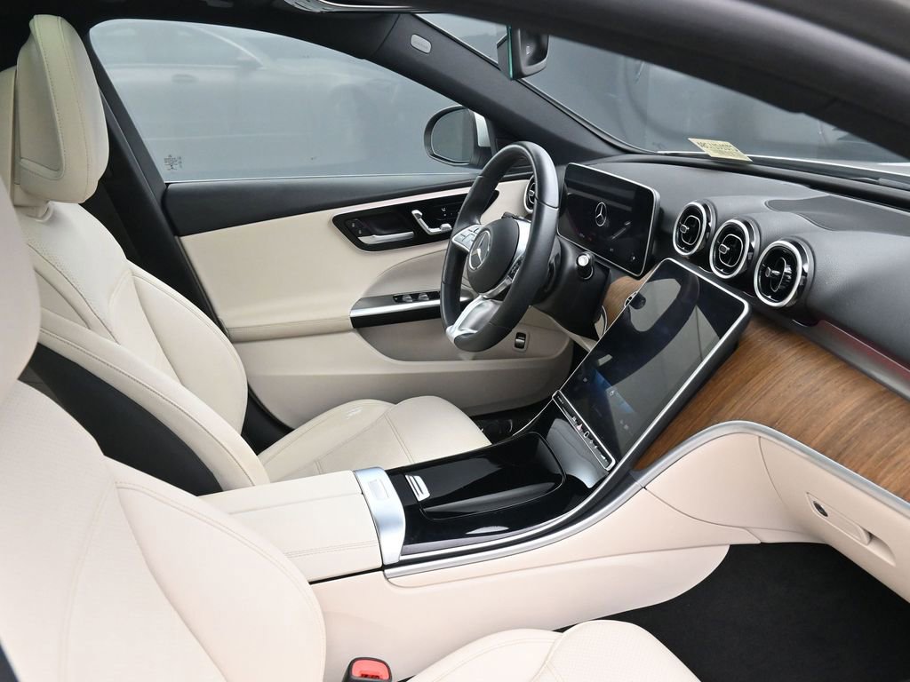 Used 2022 Mercedes-Benz C 300 Sedan image 2