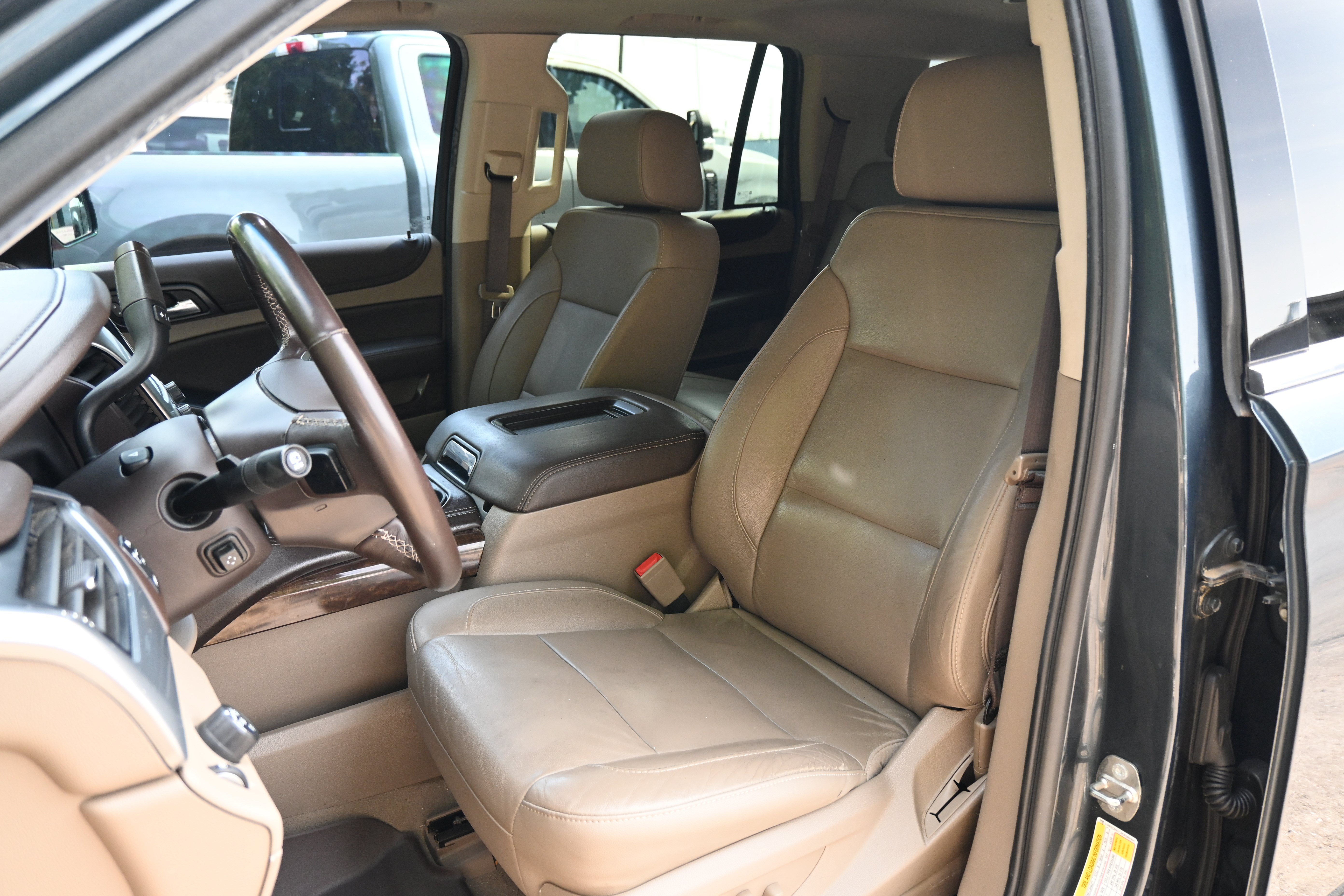 Used 2019 Chevrolet Tahoe LT RWD image 16