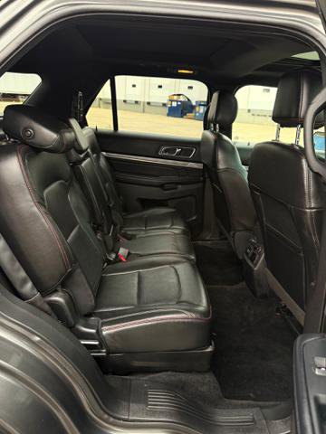 Used 2017 Ford Explorer Sport w/ Equipment Group 401A image 14