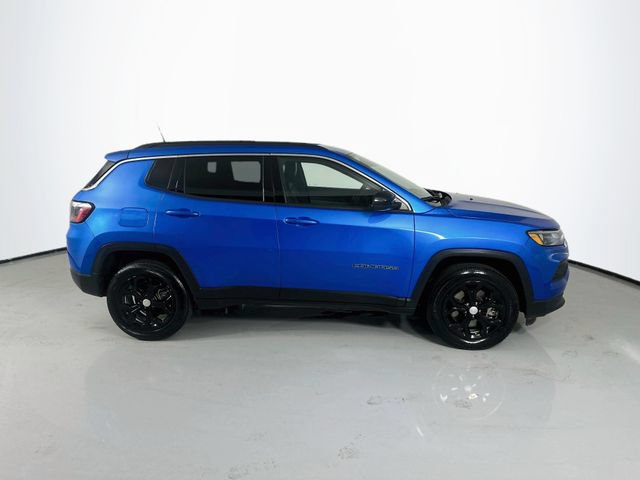 Used 2024 Jeep Compass Latitude AWD/4WD image 10