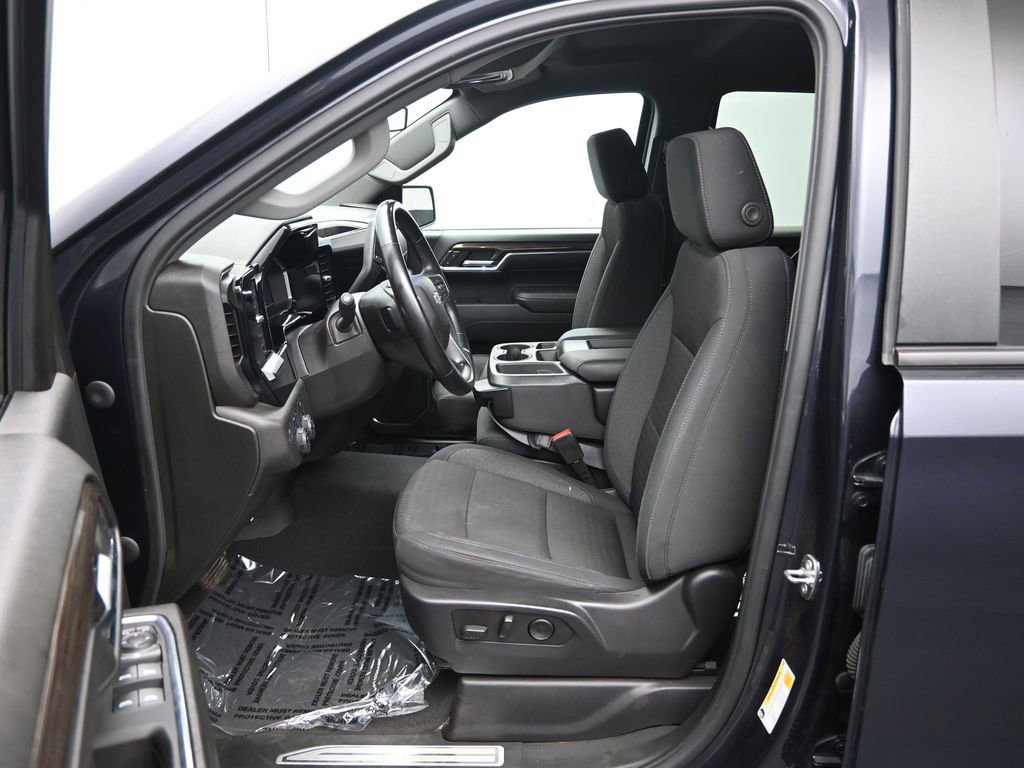 Used 2024 Chevrolet Silverado 1500 RST w/ Z71 Off-Road Package image 27