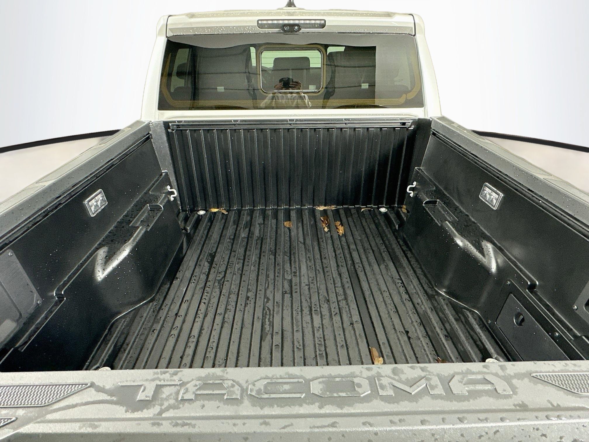 Used 2026 Toyota Tacoma Limited AWD/4WD image 33