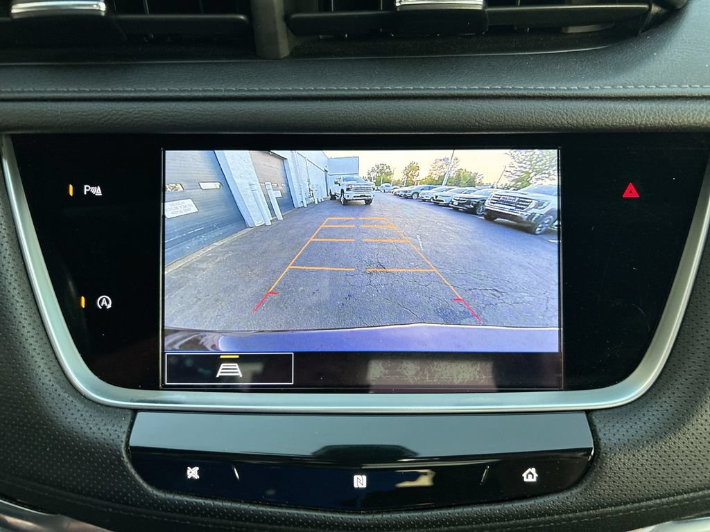 Used 2021 Cadillac XT5 Premium Luxury FWD image 18