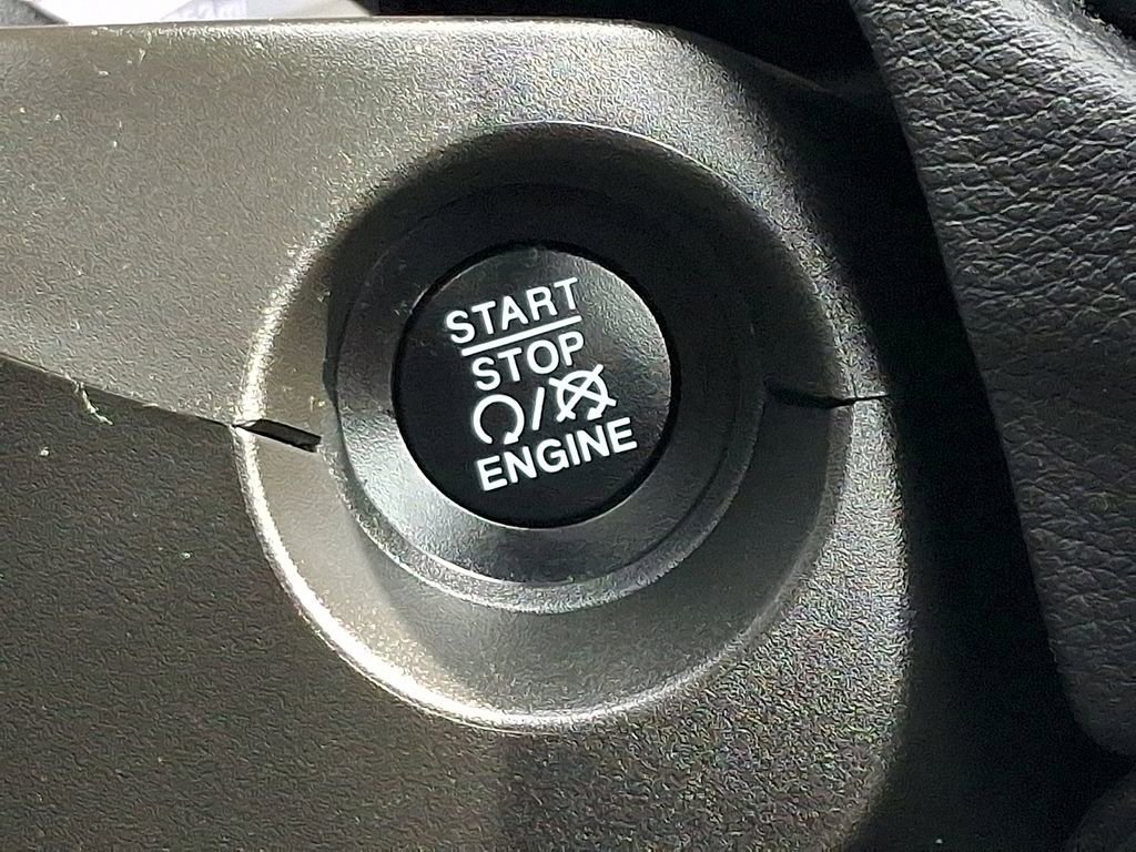 Used 2019 Jeep Compass Latitude w/ Cold Weather Group image 22