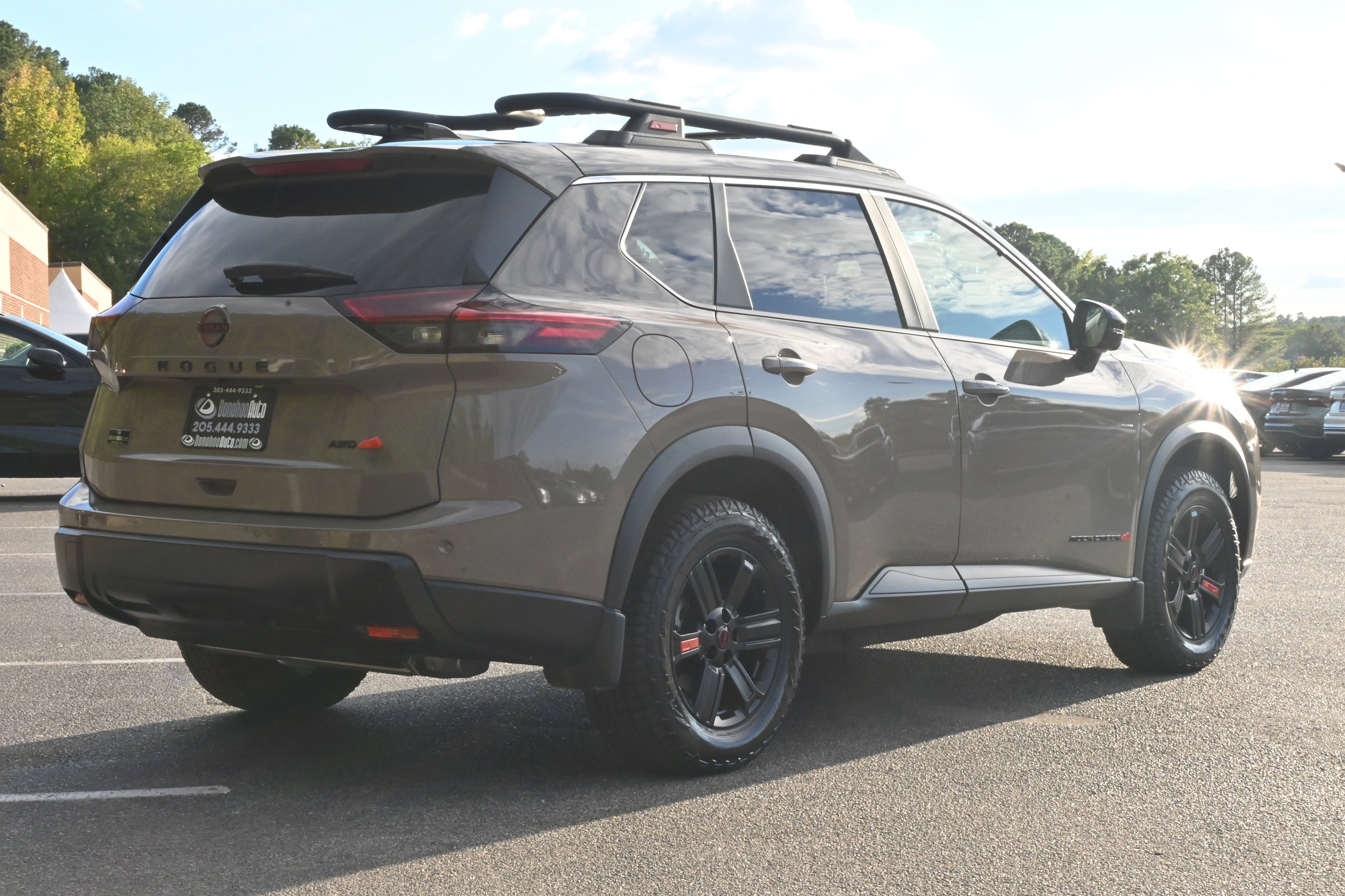Used 2025 Nissan Rogue SV w/ Rock Creek Premium Package image 9