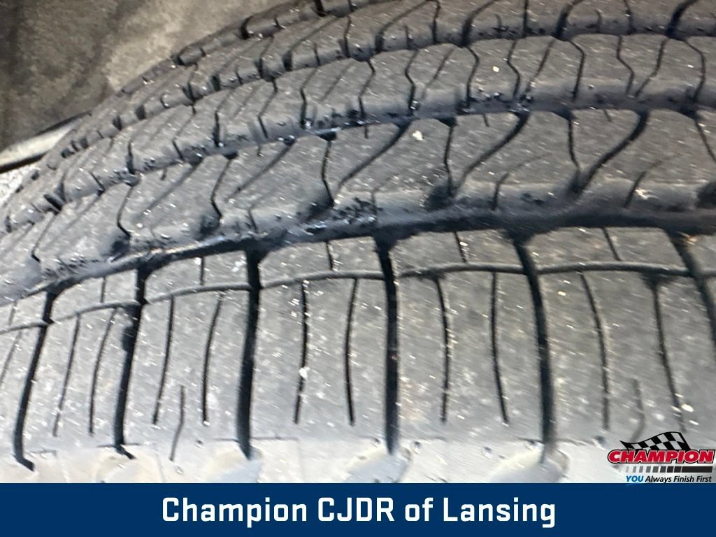 Used 2021 Jeep Grand Cherokee Limited AWD/4WD image 38