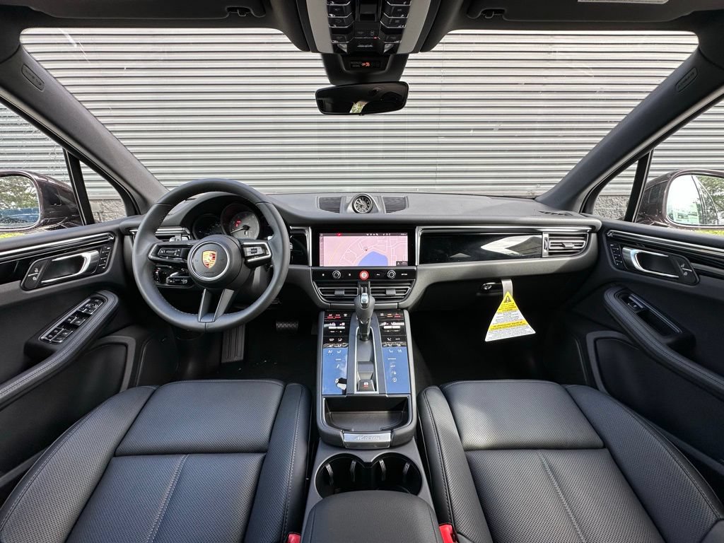 Used 2026 Porsche Macan S AWD/4WD image 6