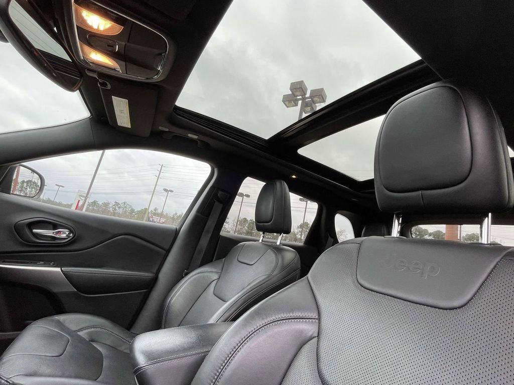 Used 2021 Jeep Cherokee High Altitude image 15