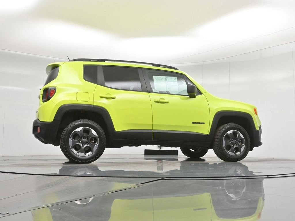 Used 2018 Jeep Renegade Sport w/ Power & Air Group image 48