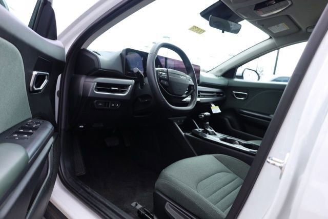 Used 2025 Kia K4 EX image 14