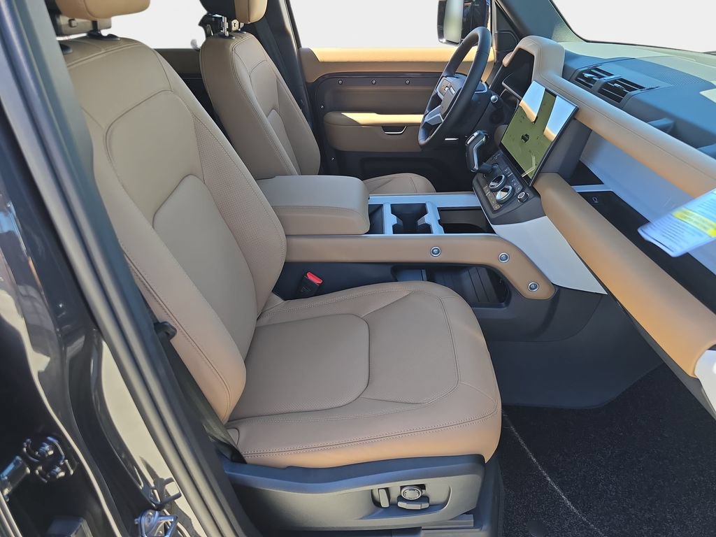 New 2026 Land Rover Defender 110 S AWD/4WD image 10