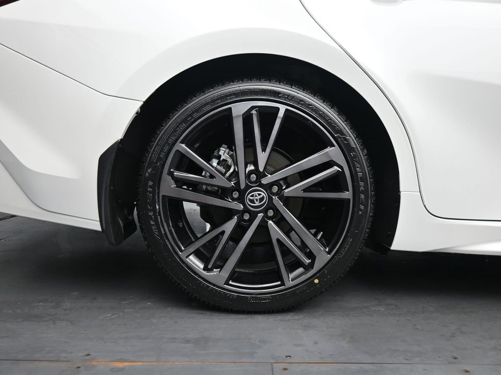 Used 2025 Toyota Camry XSE image 10