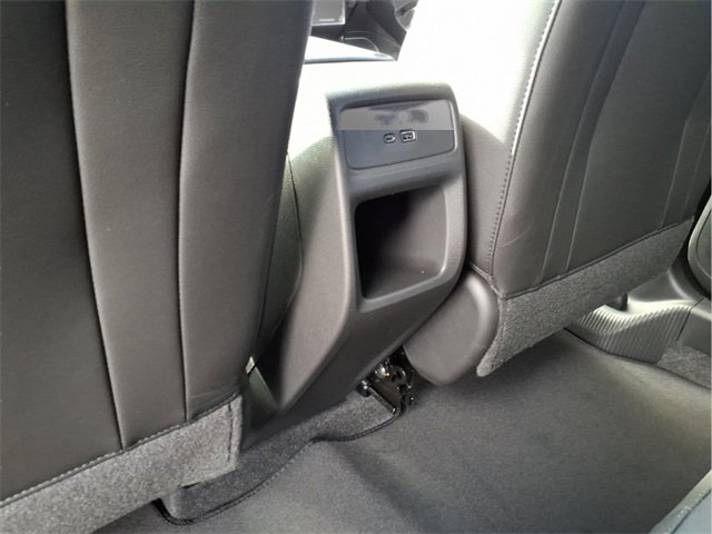 New 2026 Chevrolet Trax LT w/ Sunroof Package image 7