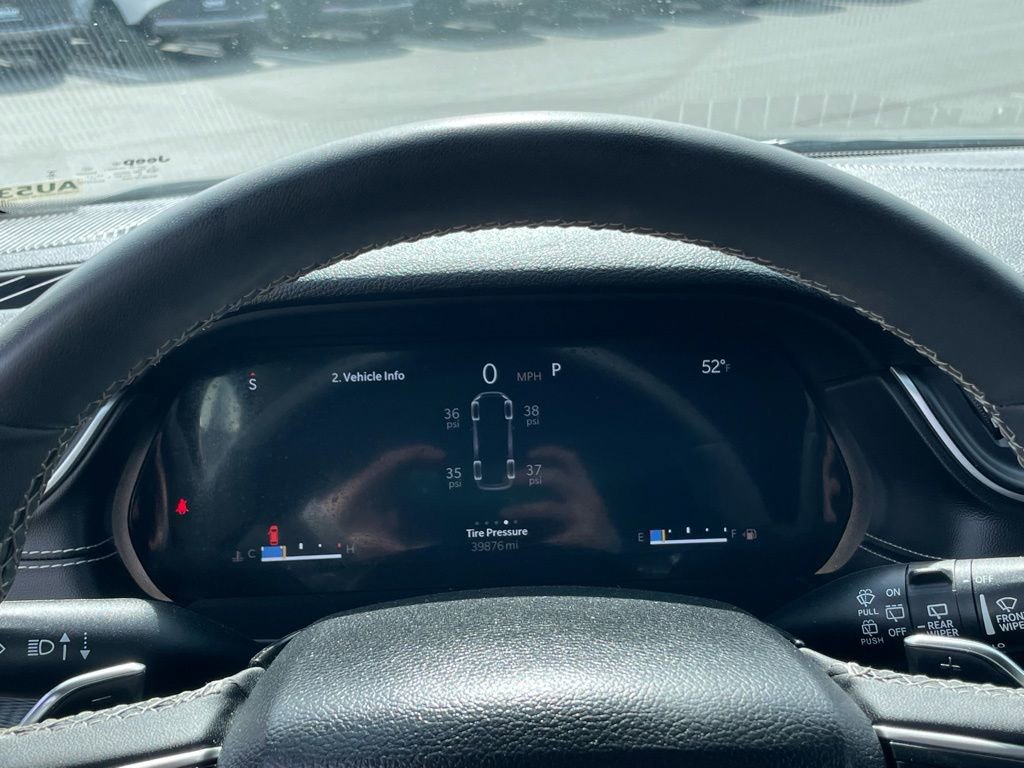 Used 2023 Jeep Grand Cherokee L Laredo w/ Luxury Tech Group I image 13