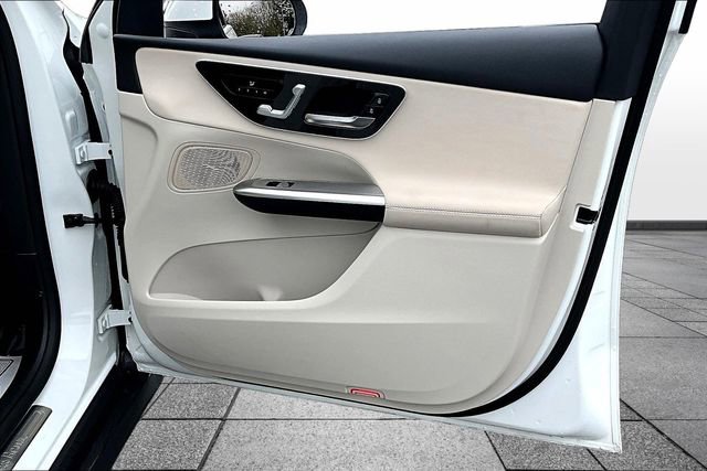 Certified 2026 Mercedes-Benz GLC 300 4MATIC image 31