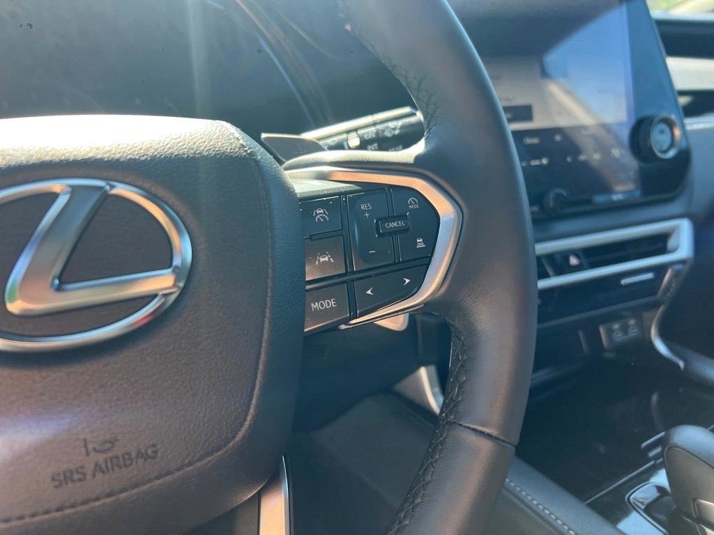 Used 2024 Lexus RX 350 FWD w/ Technology Package image 14