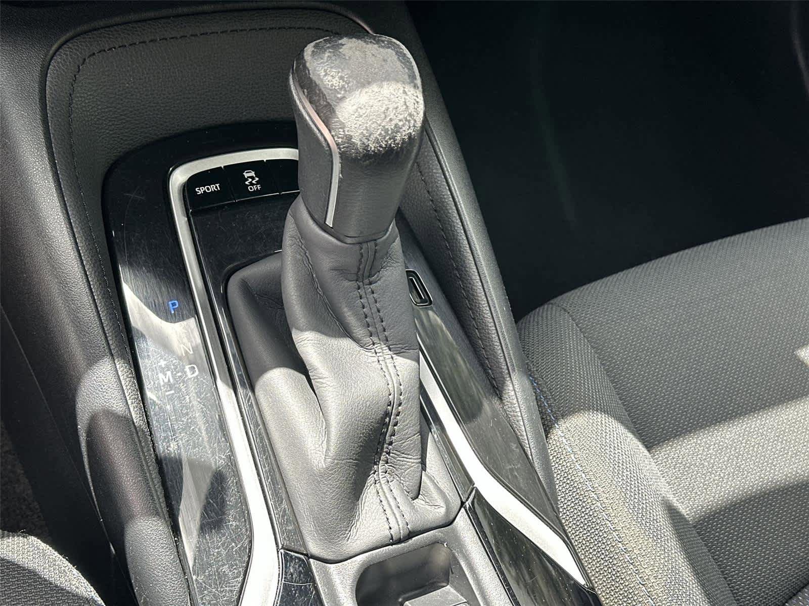Used 2020 Toyota Corolla SE FWD image 18