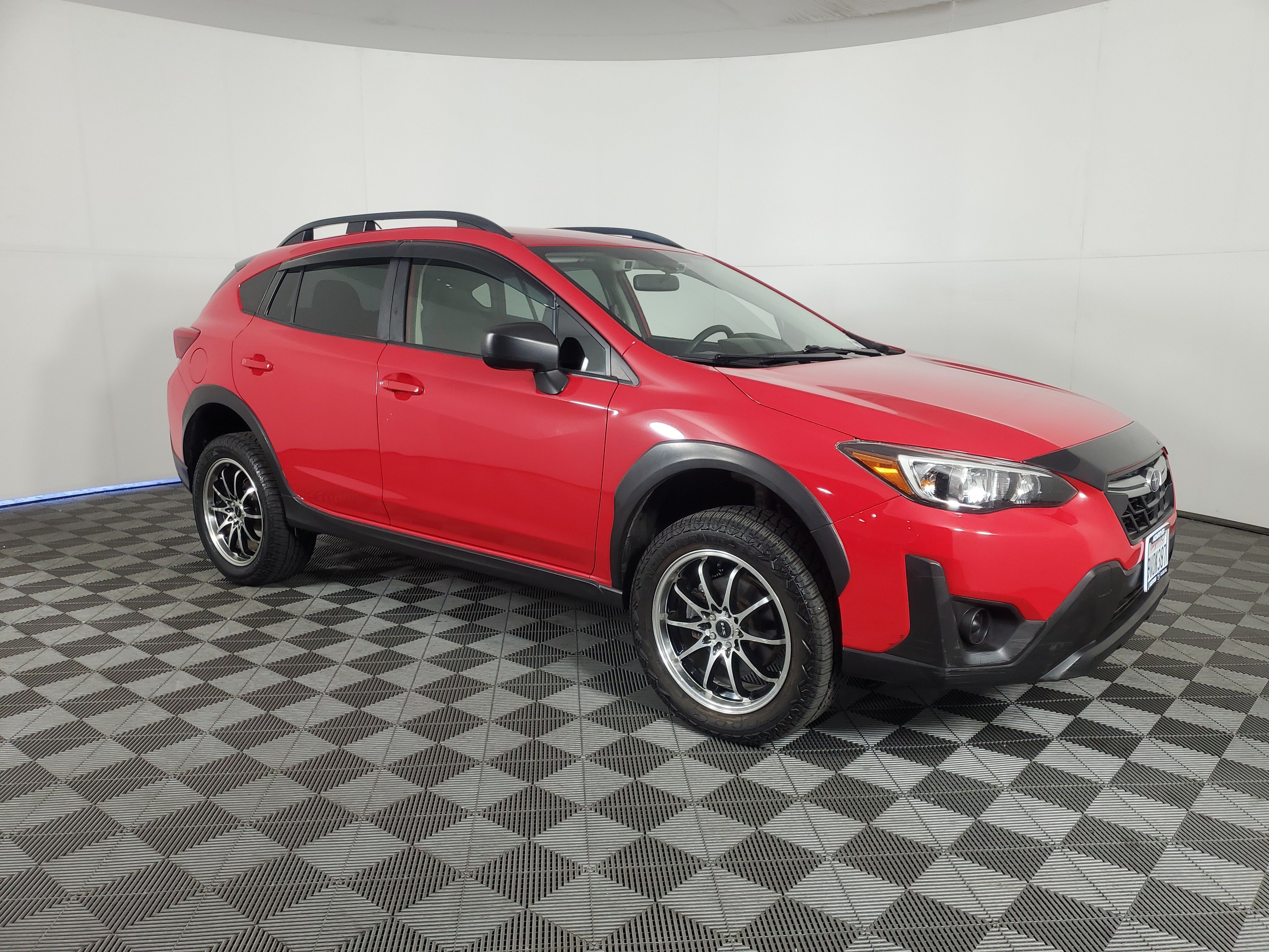 Used 2021 Subaru Crosstrek 2.0i AWD/4WD image 2