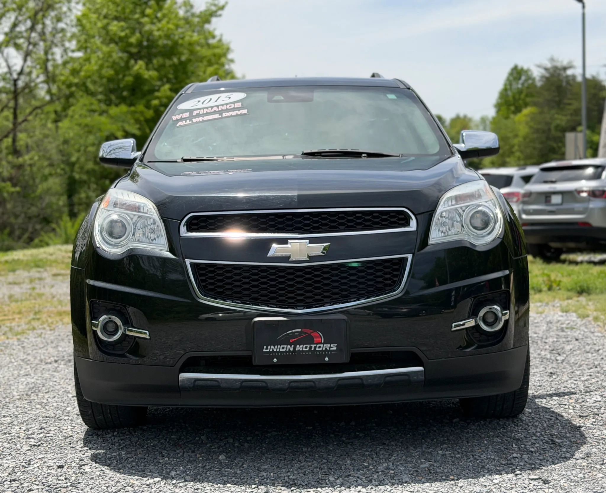 Used 2015 Chevrolet Equinox LTZ AWD/4WD image 2