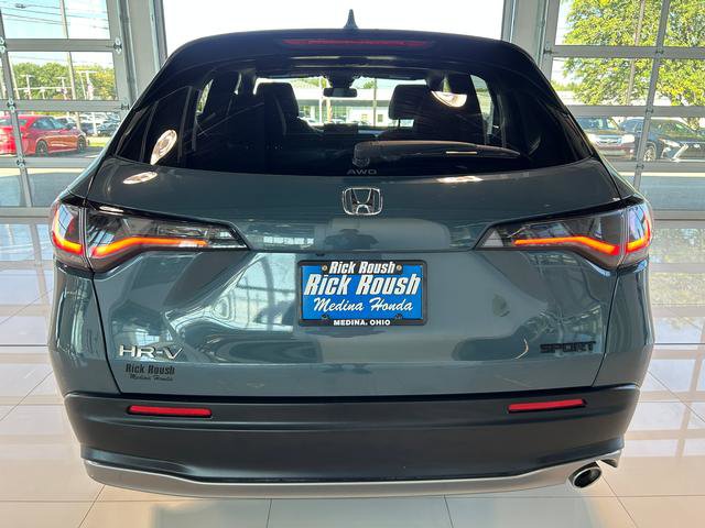 Used 2023 Honda HR-V Sport image 9