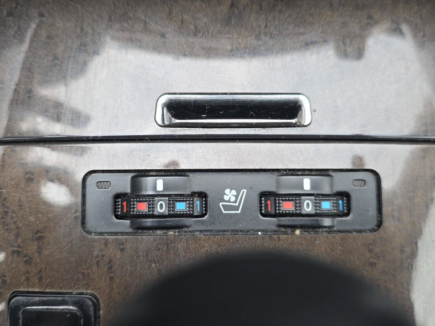 Used 2012 Lexus IS 250C w/ Luxury Pkg image 20