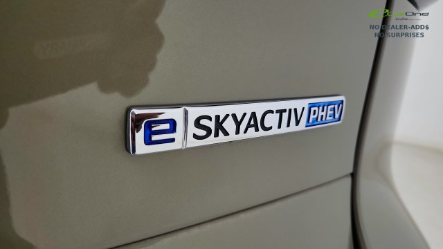 Used 2025 MAZDA CX-70 Plug-In Hybrid w/ Premium Plus AWD/4WD image 34