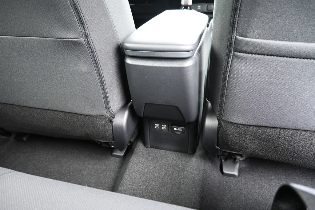 New 2026 Toyota Prius Plug-In Hybrid FWD image 15