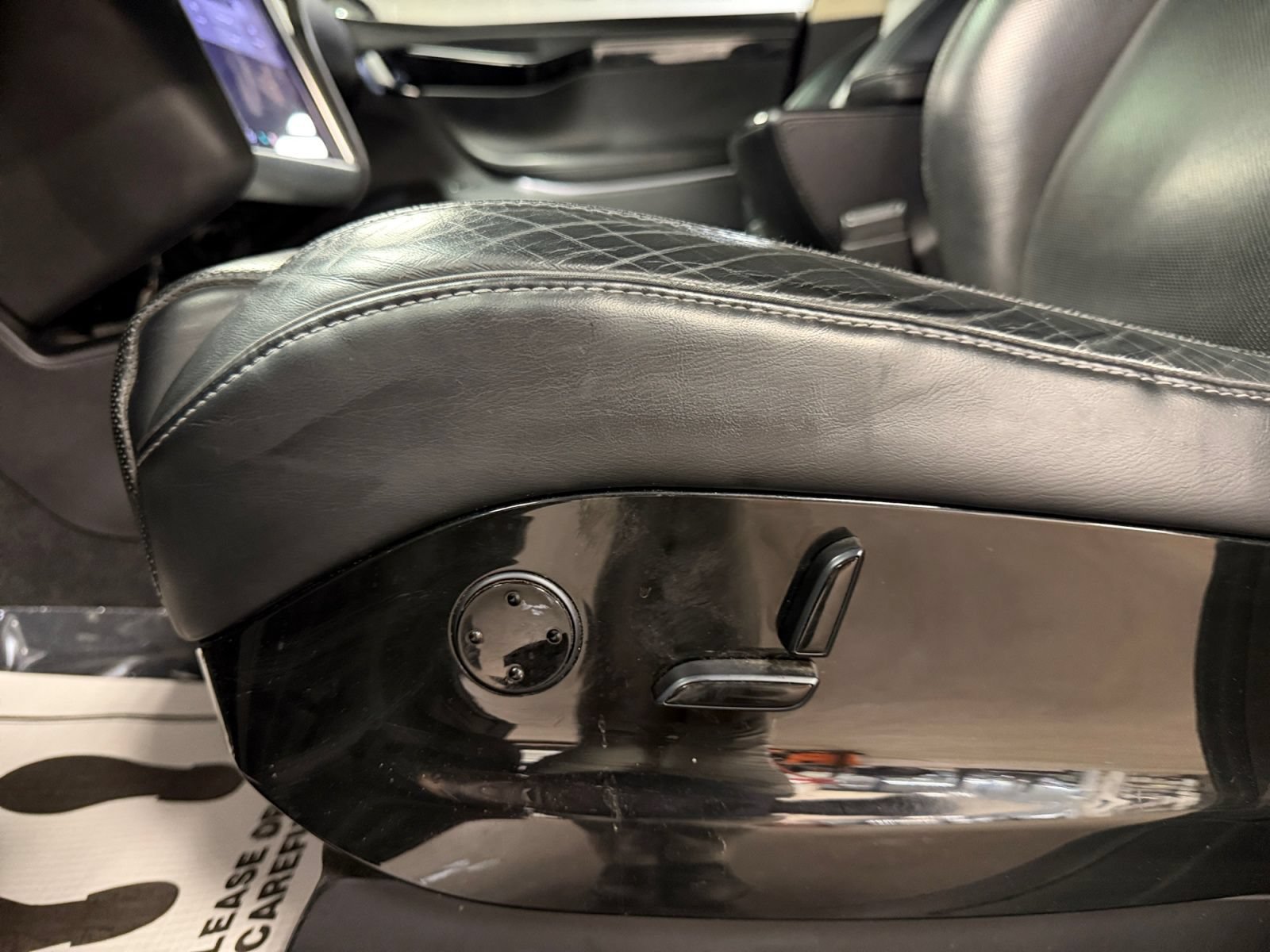 Used 2016 Tesla Model X 75D AWD/4WD image 37