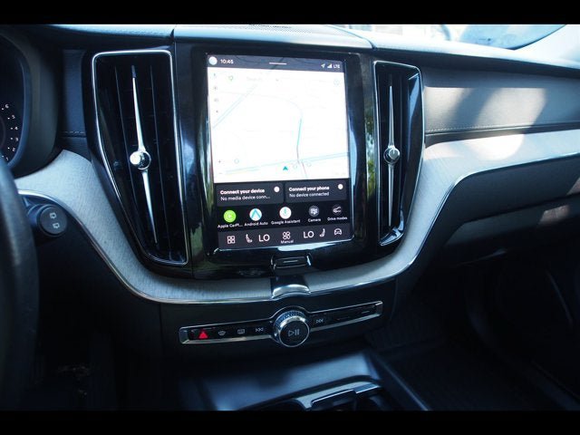 Used 2022 Volvo XC60 B5 Inscription w/ Protection Package Premier FWD image 29