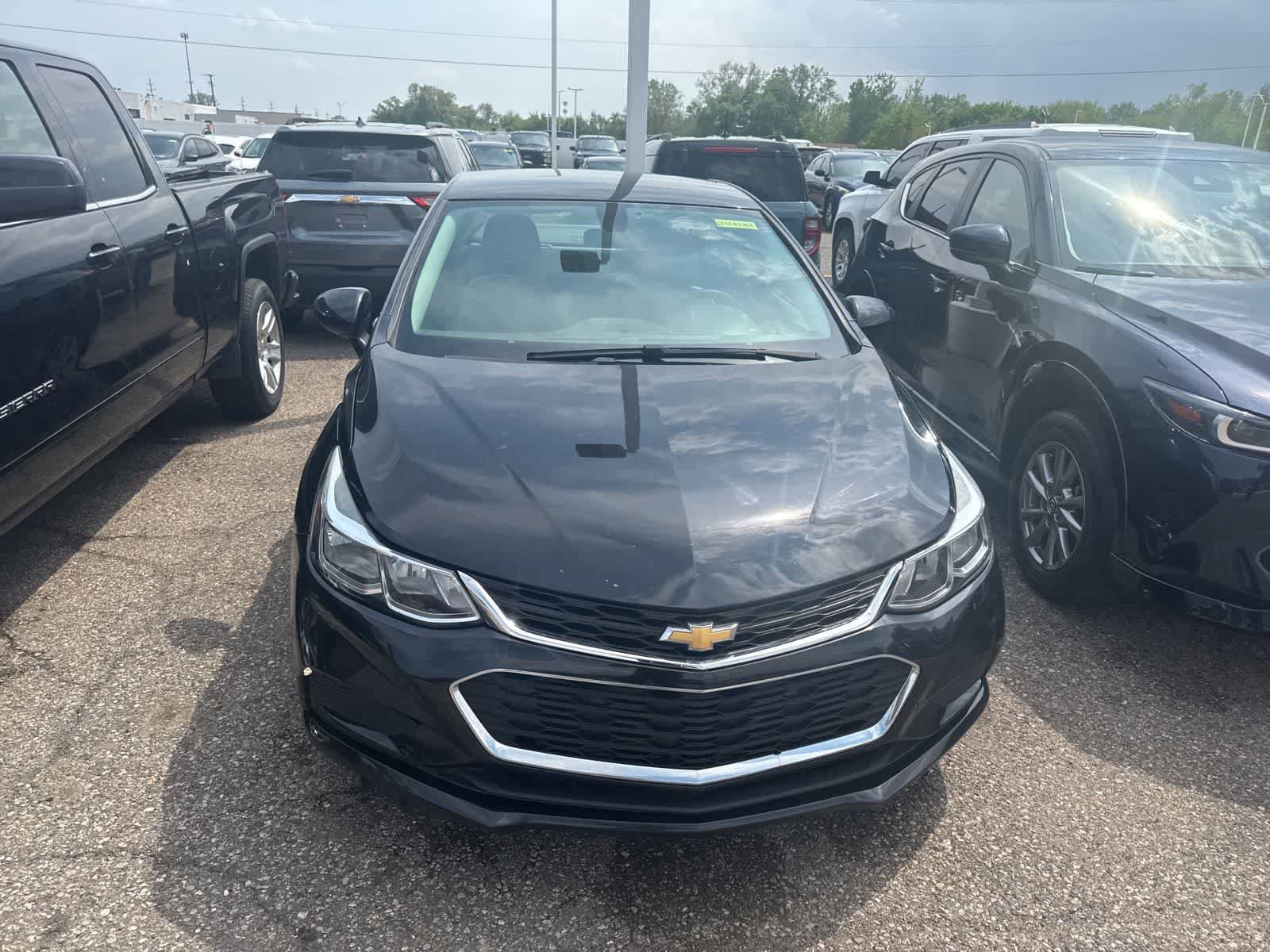 Used 2016 Chevrolet Cruze LS FWD image 4