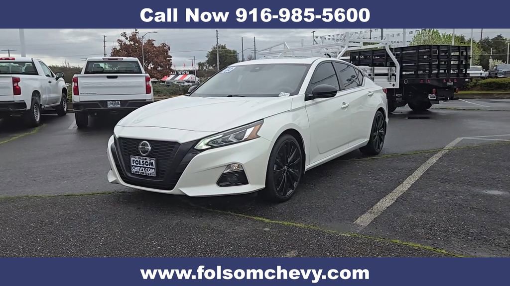 Used 2022 Nissan Altima 2.5 SR w/ Midnight Edition Package image 3