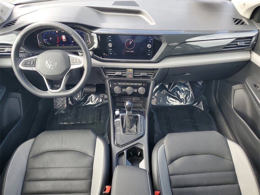 Used 2022 Volkswagen Taos SEL image 13