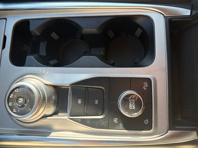 Used 2021 Ford Explorer XLT w/ Equipment Group 202A AWD/4WD image 40