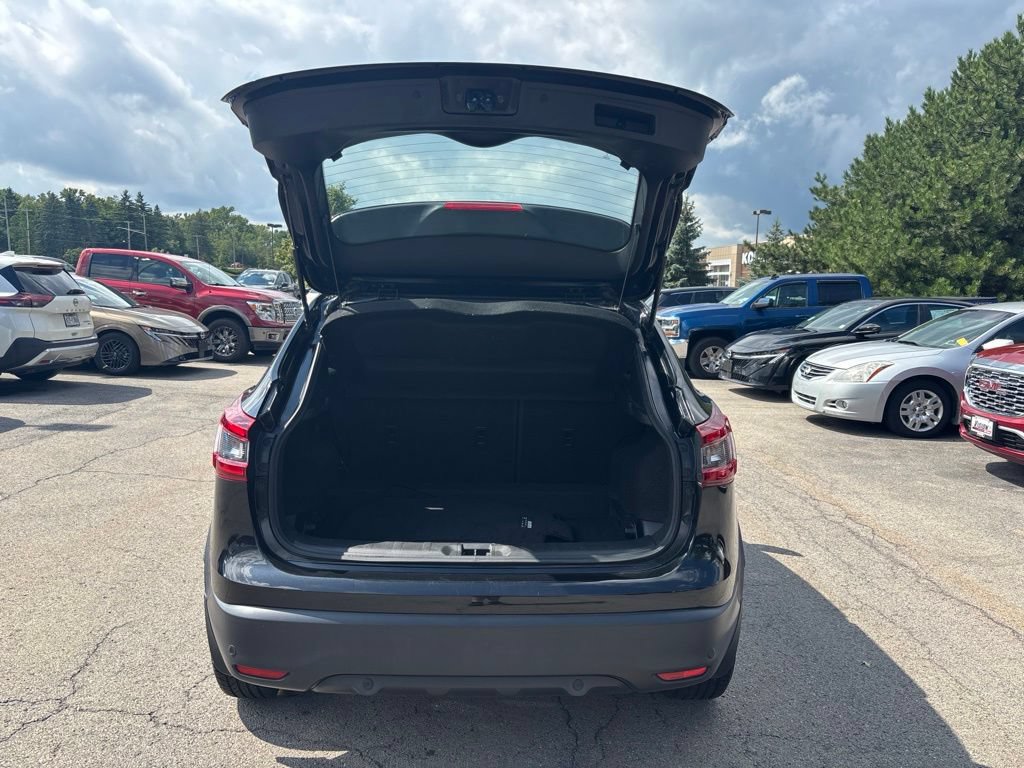 Used 2020 Nissan Rogue Sport S w/ Appearance Package AWD/4WD image 7