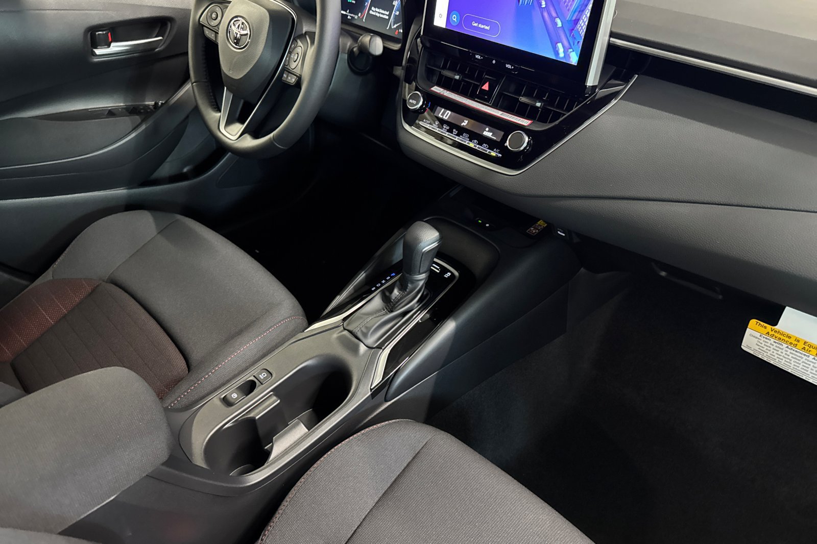 New 2026 Toyota Corolla SE FWD image 18