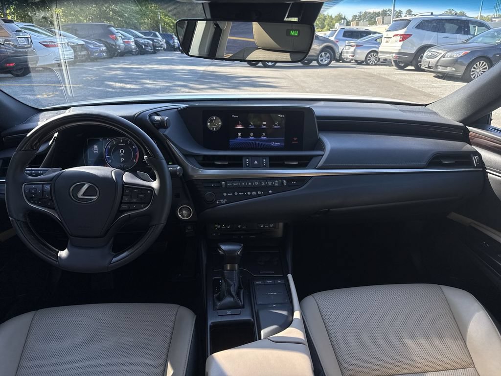 Used 2019 Lexus ES 350 w/ Premium Package FWD image 23