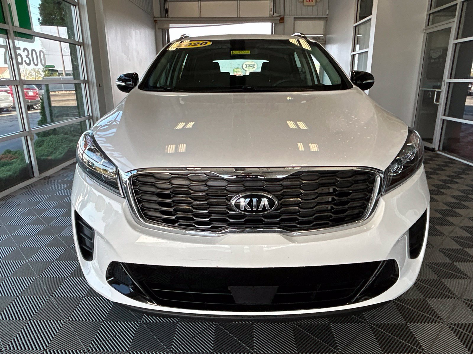 Used 2020 Kia Sorento S AWD/4WD image 2