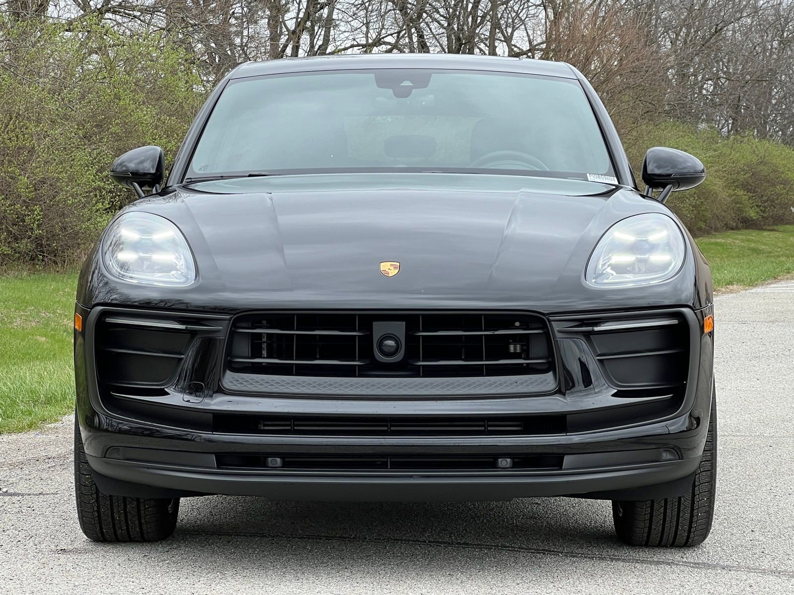 Certified 2025 Porsche Macan image 7