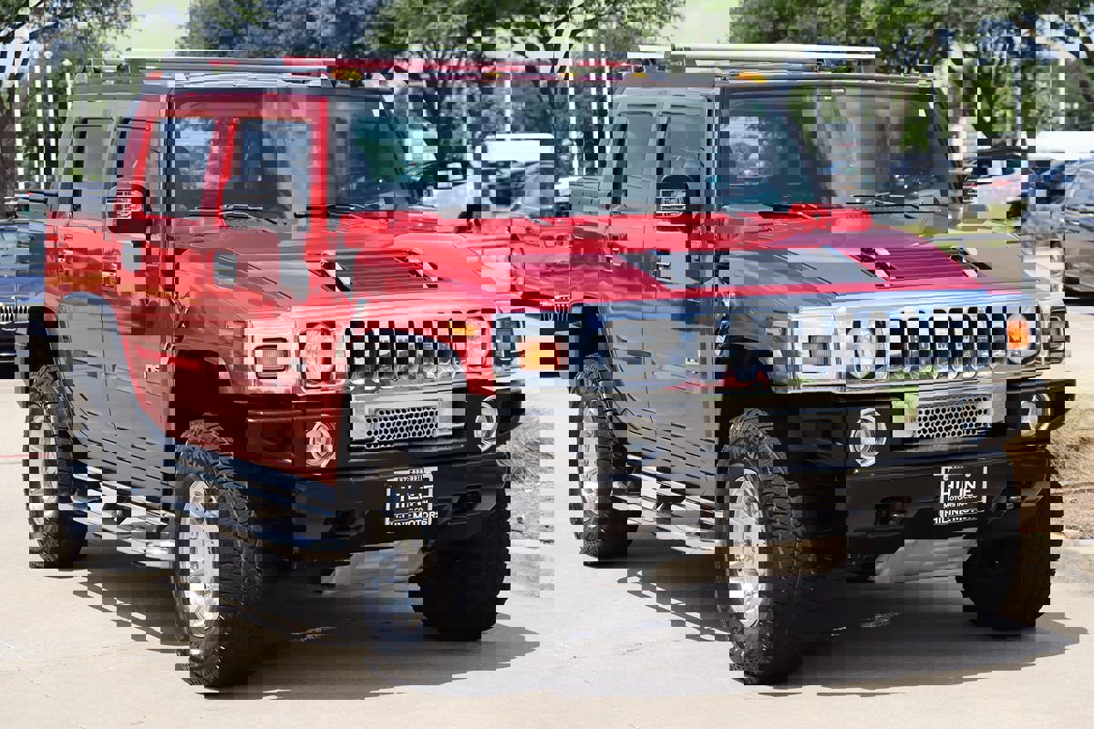 Used 2005 HUMMER H2 SUT w/ Preferred Equipment Group image 3