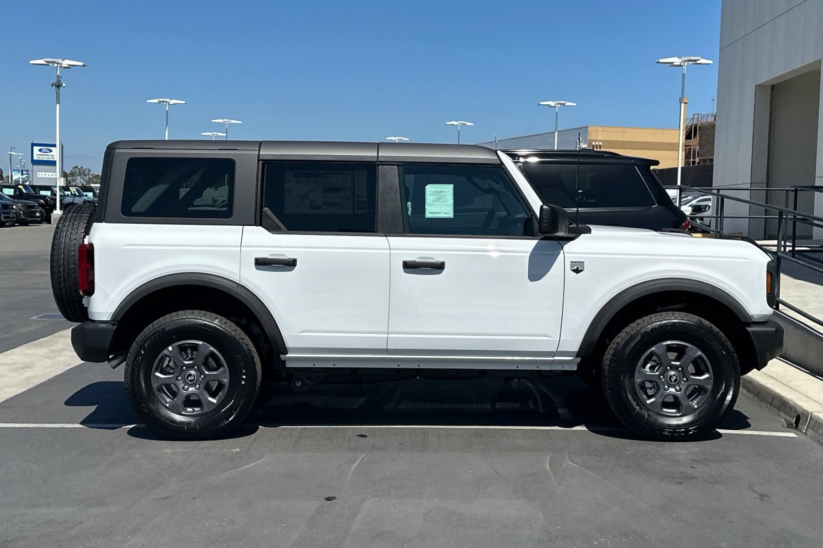 New 2026 Ford Bronco Big Bend AWD/4WD image 2