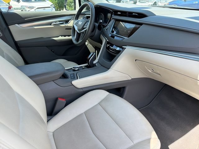 Used 2021 Cadillac XT5 Premium Luxury FWD image 25