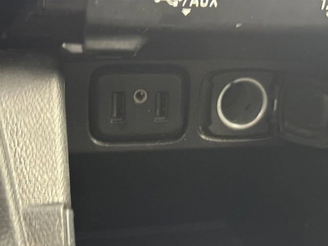 Used 2020 Buick Encore Preferred image 6