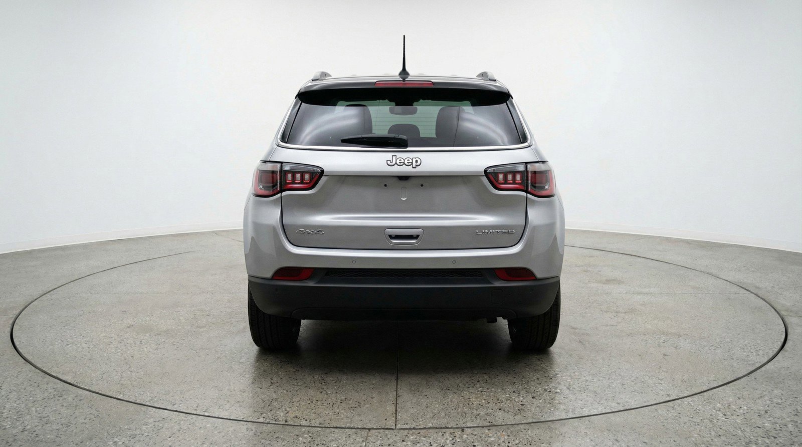 Used 2025 Jeep Compass Limited image 7