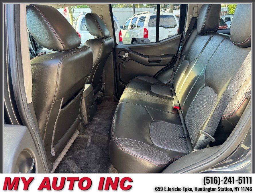 Used 2012 Nissan Xterra PRO-4X w/ Pro-4x Leather Pkg AWD/4WD image 31