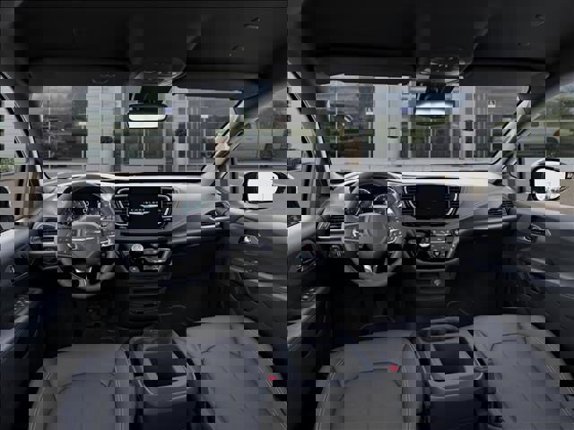 New 2026 Chrysler Pacifica Select image 14